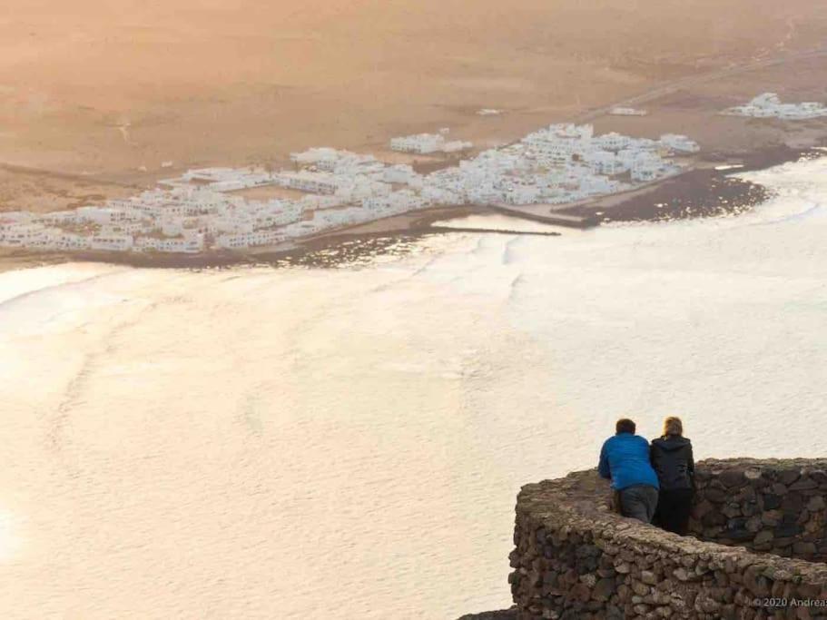 דירות Famara, Apto. En Zona Tranquila A 200M Del Mar. מראה חיצוני תמונה