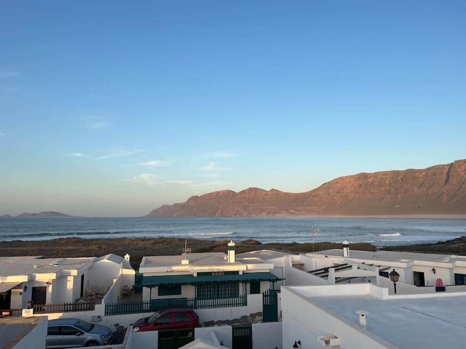 דירות Famara, Apto. En Zona Tranquila A 200M Del Mar. מראה חיצוני תמונה
