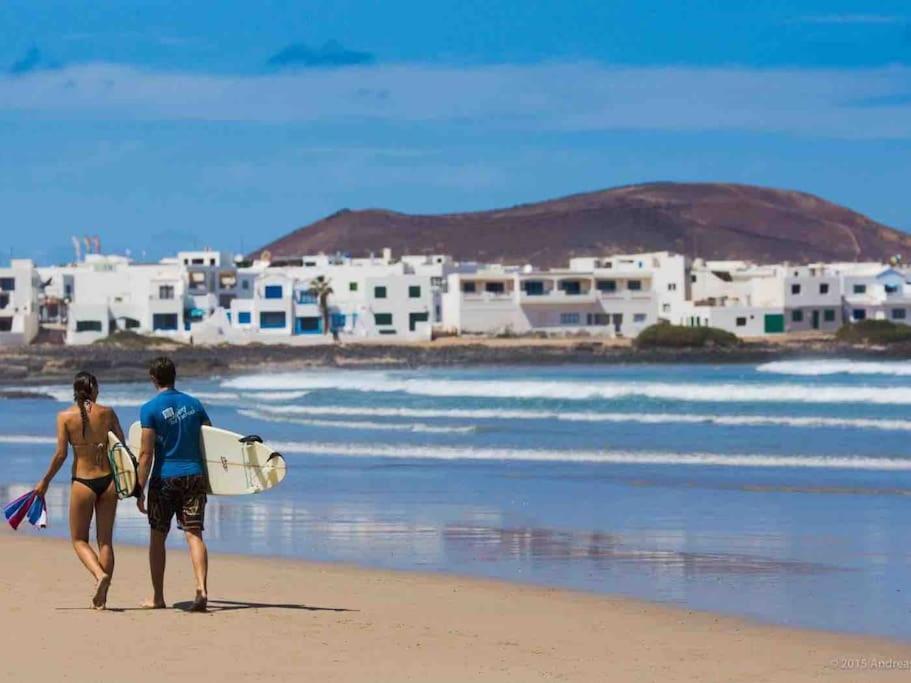 דירות Famara, Apto. En Zona Tranquila A 200M Del Mar. מראה חיצוני תמונה
